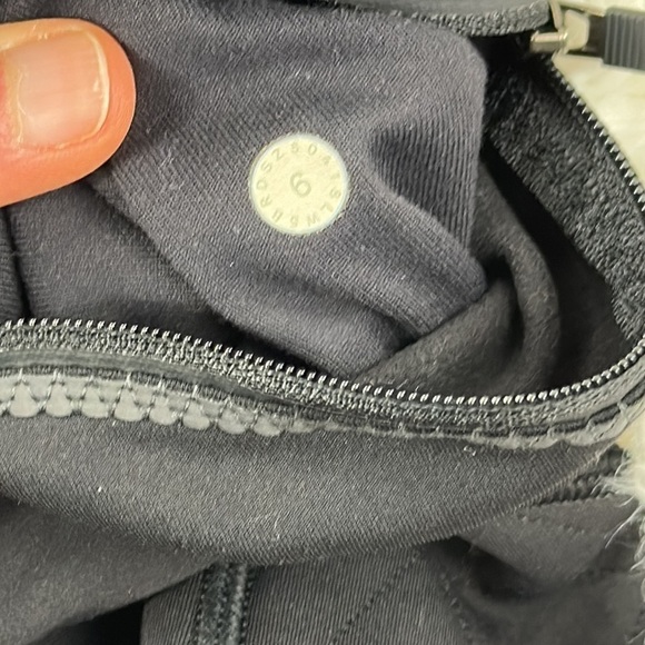 Lululemon Toasty Tech Tight II Black - Picture 6 of 7